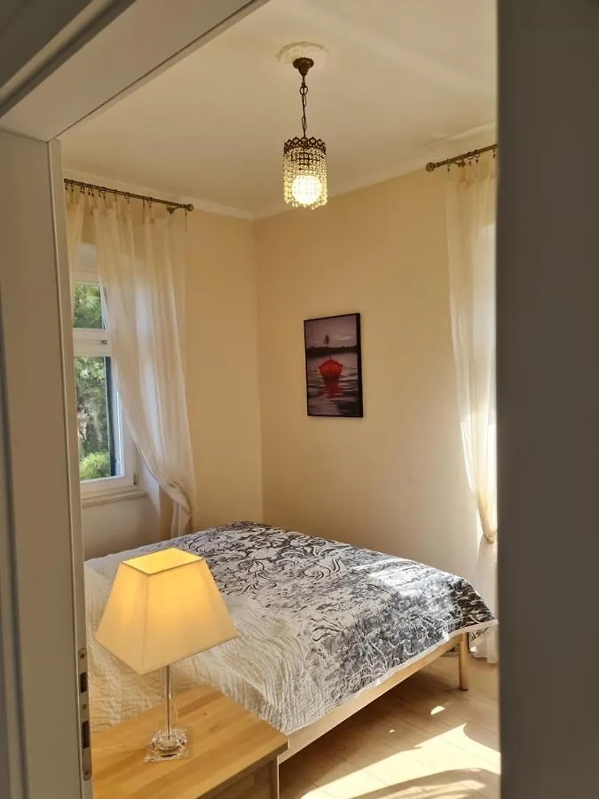 Villa Jure - Apartment Mirjana Lovran